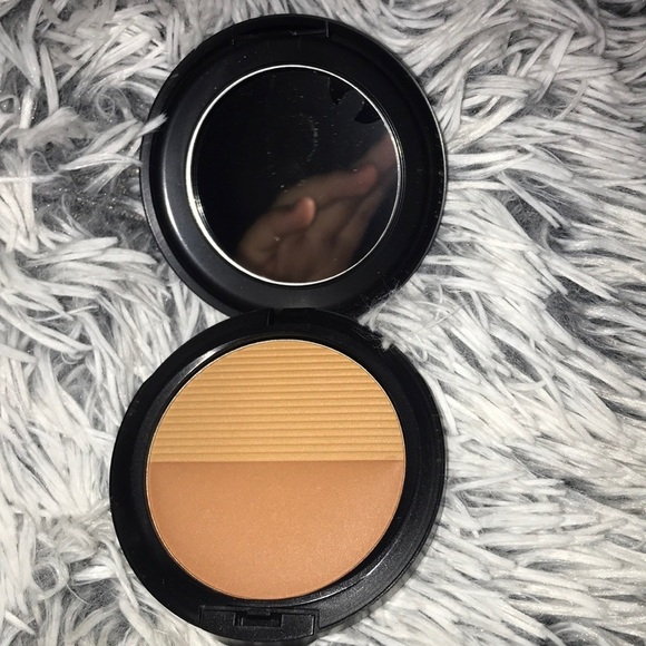 MAC studio waterweight powder - dark deep - Picture 4 of 10